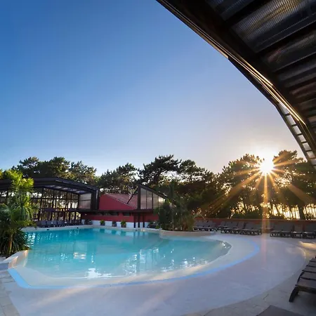Ohai Outdoor אתר נופש 3*